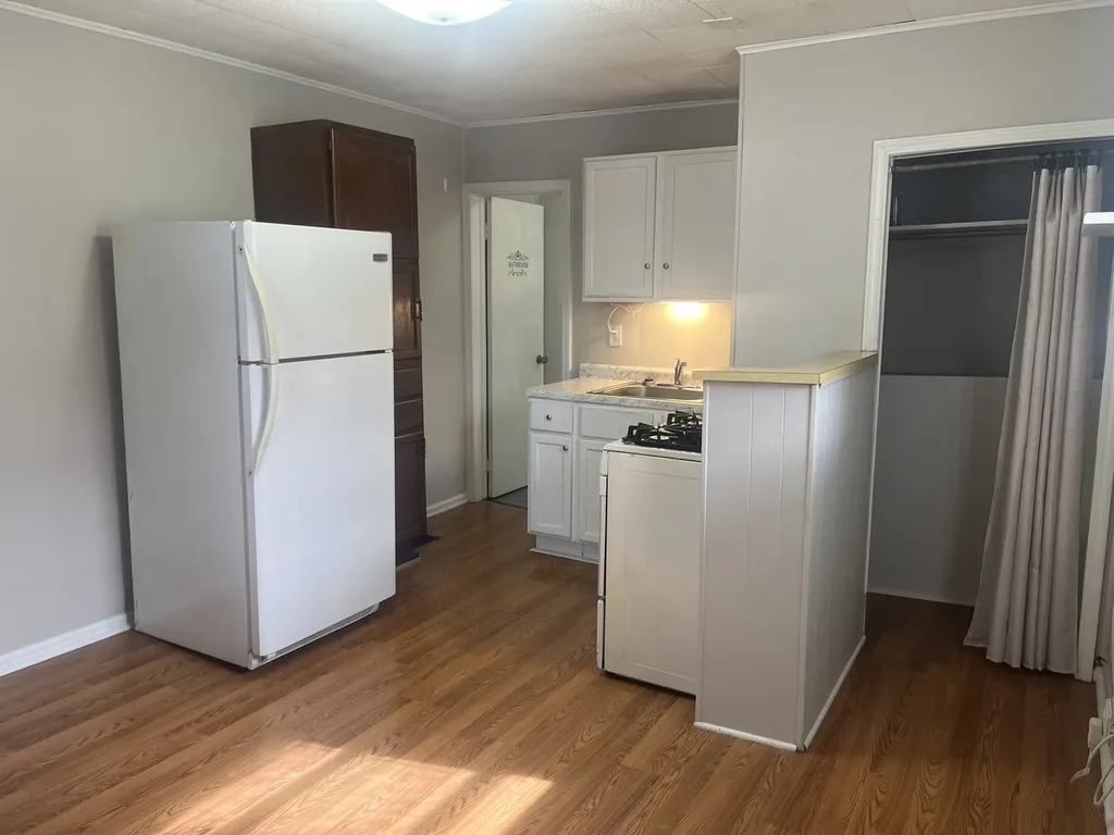 354 Spruce Street Aurora IL 60506