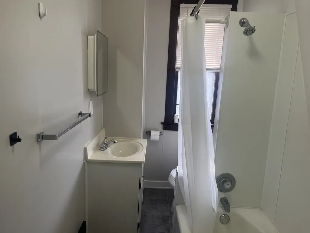 354 Spruce Street Aurora IL 60506