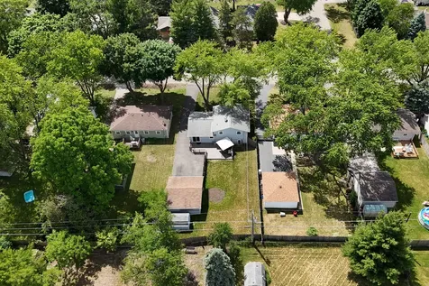 631 Pierce Court Grayslake IL 60030