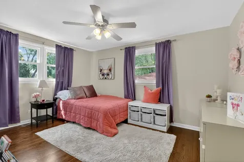 631 Pierce Court Grayslake IL 60030
