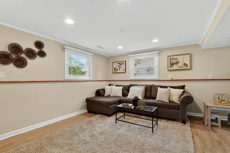 631 Pierce Court Grayslake IL 60030