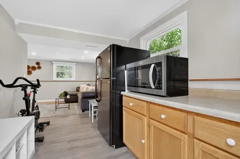 631 Pierce Court Grayslake IL 60030