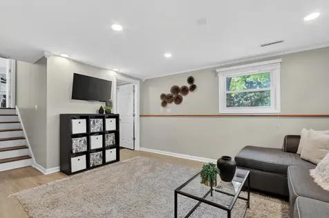 631 Pierce Court Grayslake IL 60030