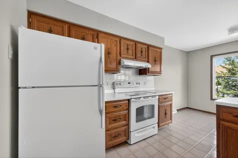 1503 Longwood Drive Sycamore IL 60178