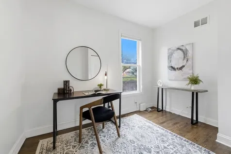 4023 West Addison Street Chicago IL 60641
