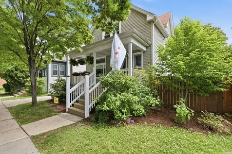 4023 West Addison Street Chicago IL 60641