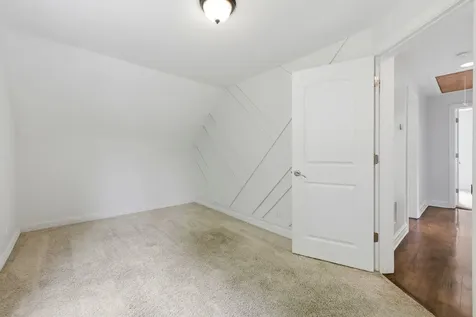 4023 West Addison Street Chicago IL 60641