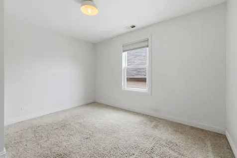4023 West Addison Street Chicago IL 60641