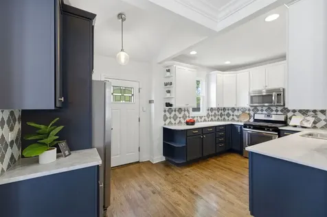 4023 West Addison Street Chicago IL 60641