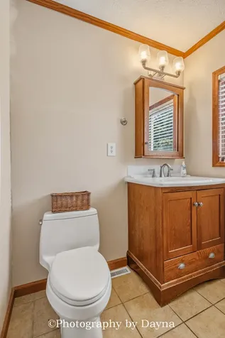 561 W Grant Street St. Anne IL 60964