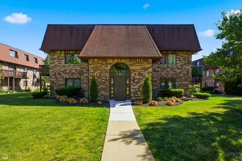 187 Uteg Street Crystal Lake IL 60014