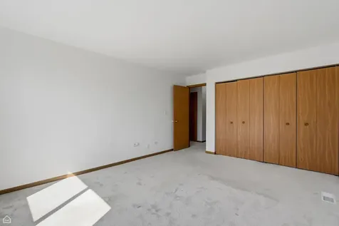 187 Uteg Street Crystal Lake IL 60014