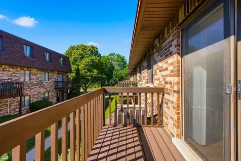 187 Uteg Street Crystal Lake IL 60014