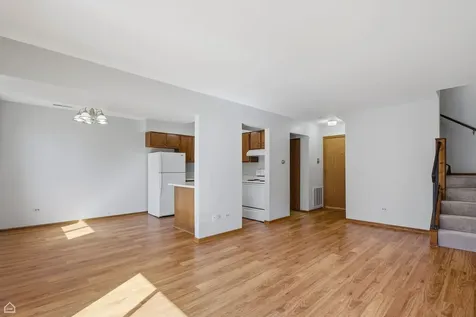 187 Uteg Street Crystal Lake IL 60014