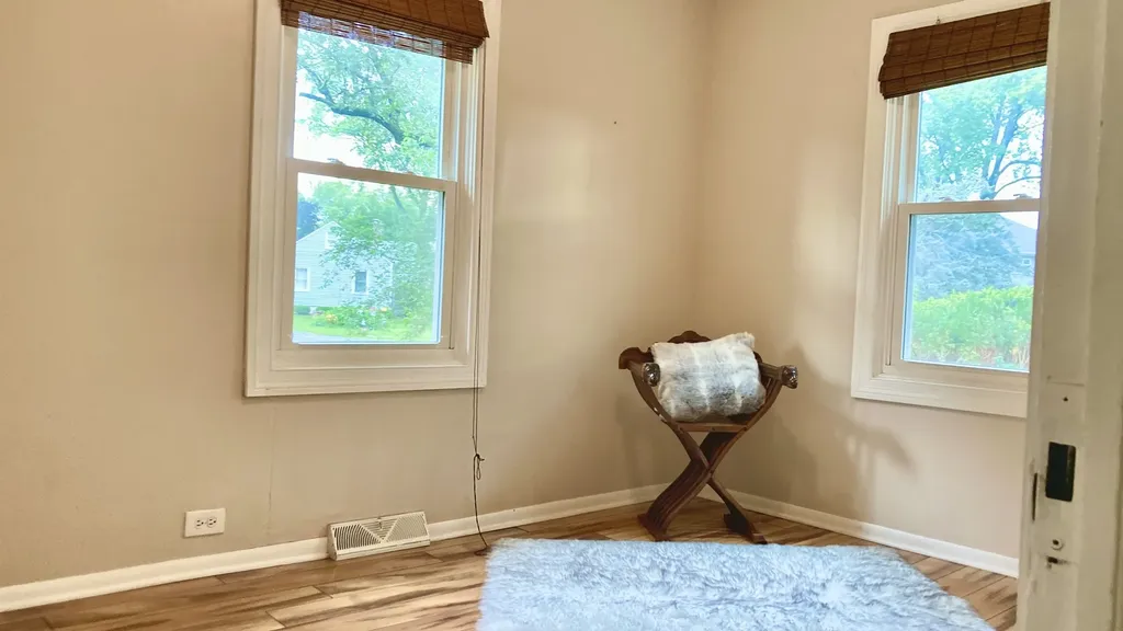 207 Village Road Hinsdale IL 60521