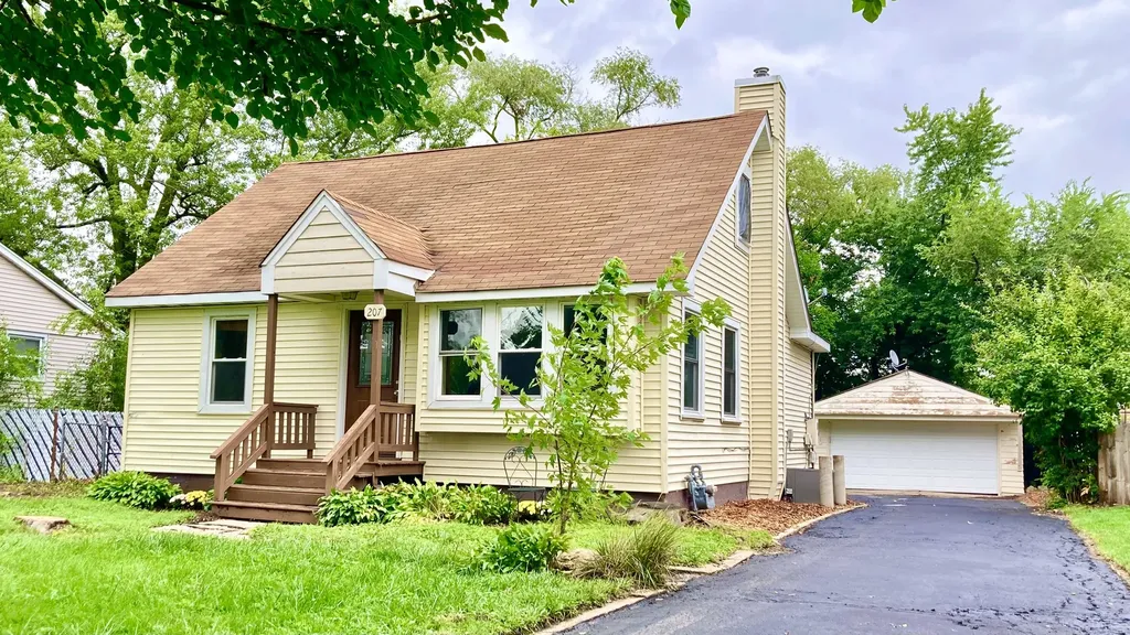 207 Village Road Hinsdale IL 60521