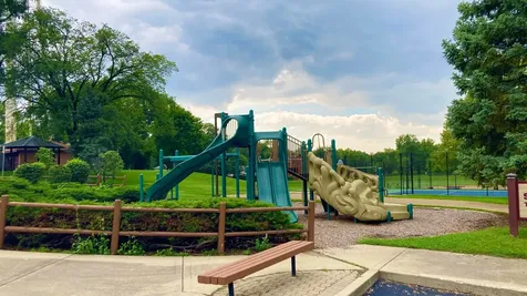 207 Village Road Hinsdale IL 60521