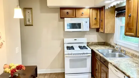 207 Village Road Hinsdale IL 60521