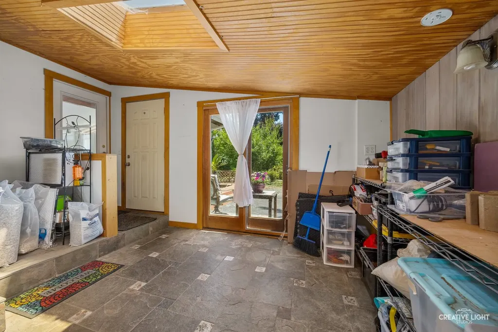 8048 Highland Avenue Downers Grove IL 60516