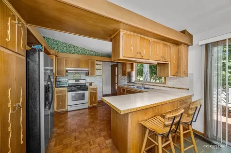 8048 Highland Avenue Downers Grove IL 60516