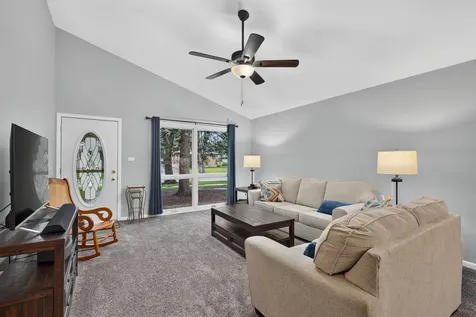 517 West North Street Itasca IL 60143