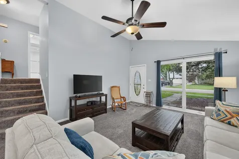 517 West North Street Itasca IL 60143