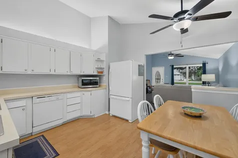 517 West North Street Itasca IL 60143