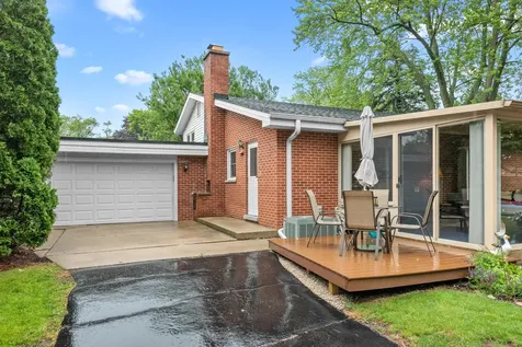 517 West North Street Itasca IL 60143