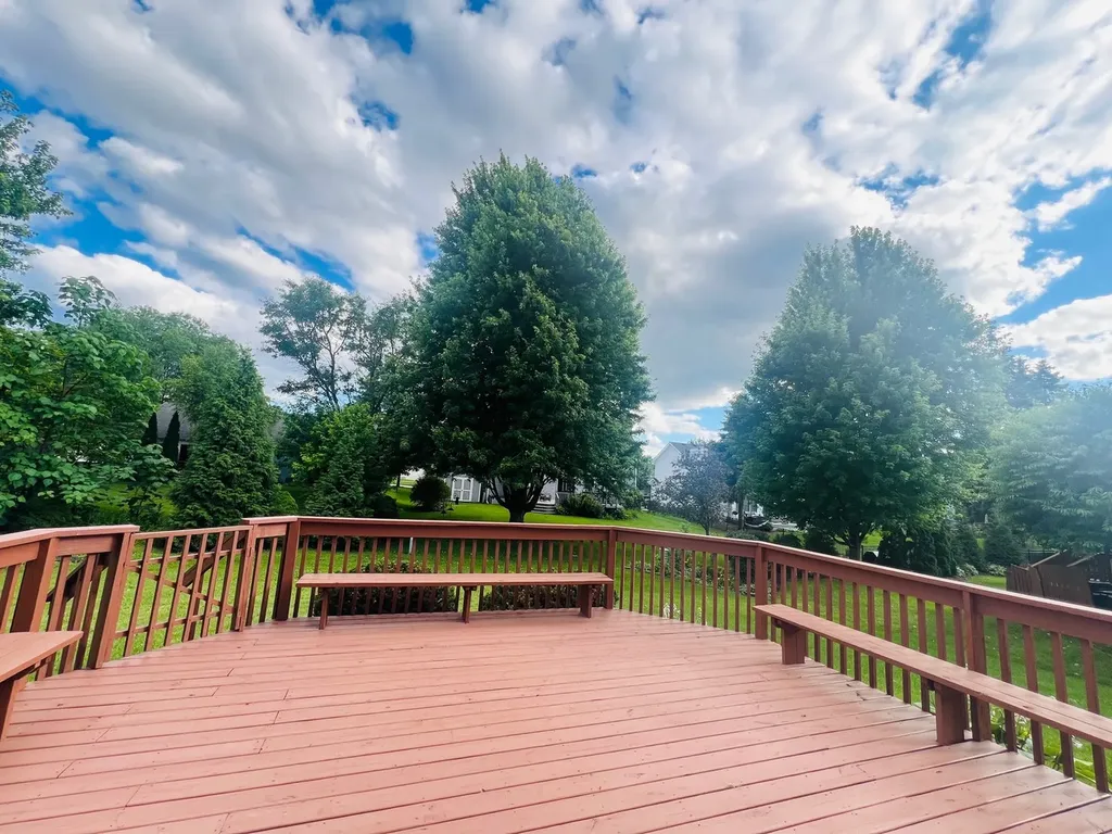 1682 Ithaca Drive Naperville IL 60565