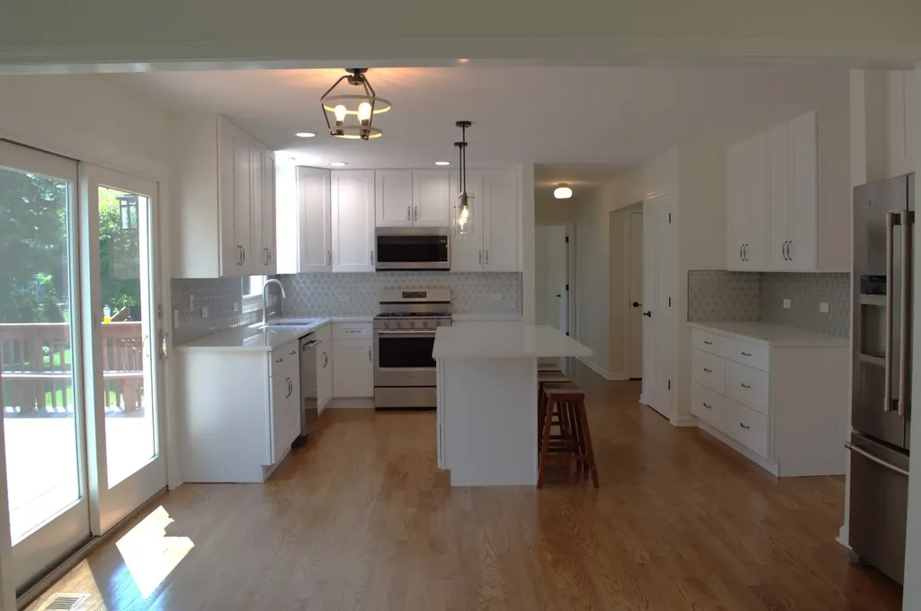 1682 Ithaca Drive Naperville IL 60565