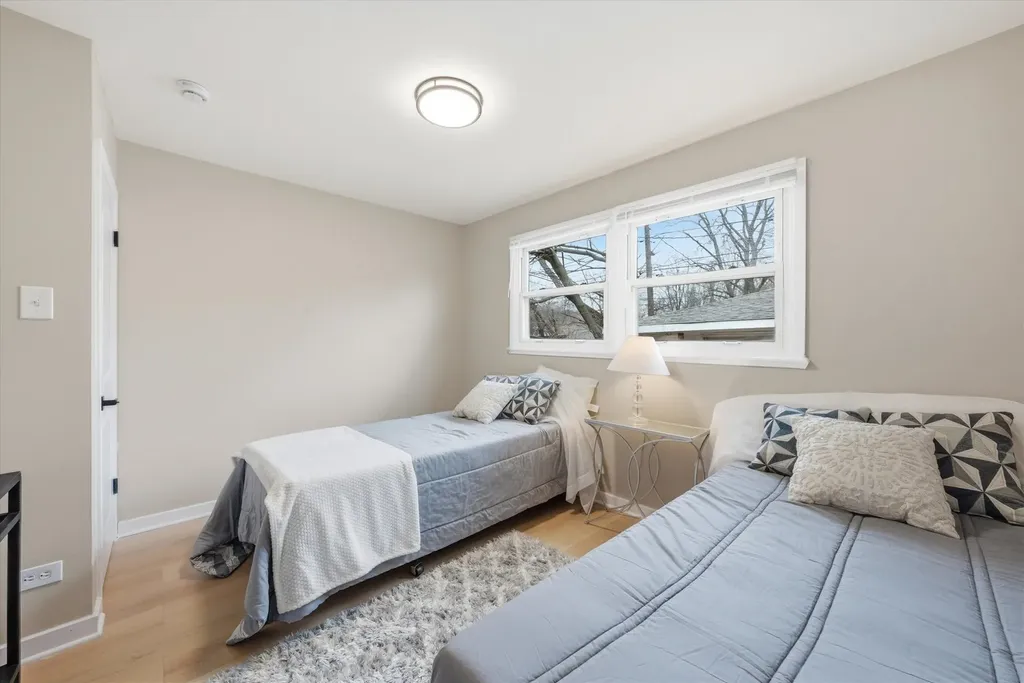 2846 East 127th Street Chicago IL 60633
