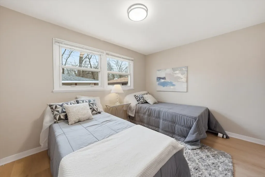 2846 East 127th Street Chicago IL 60633