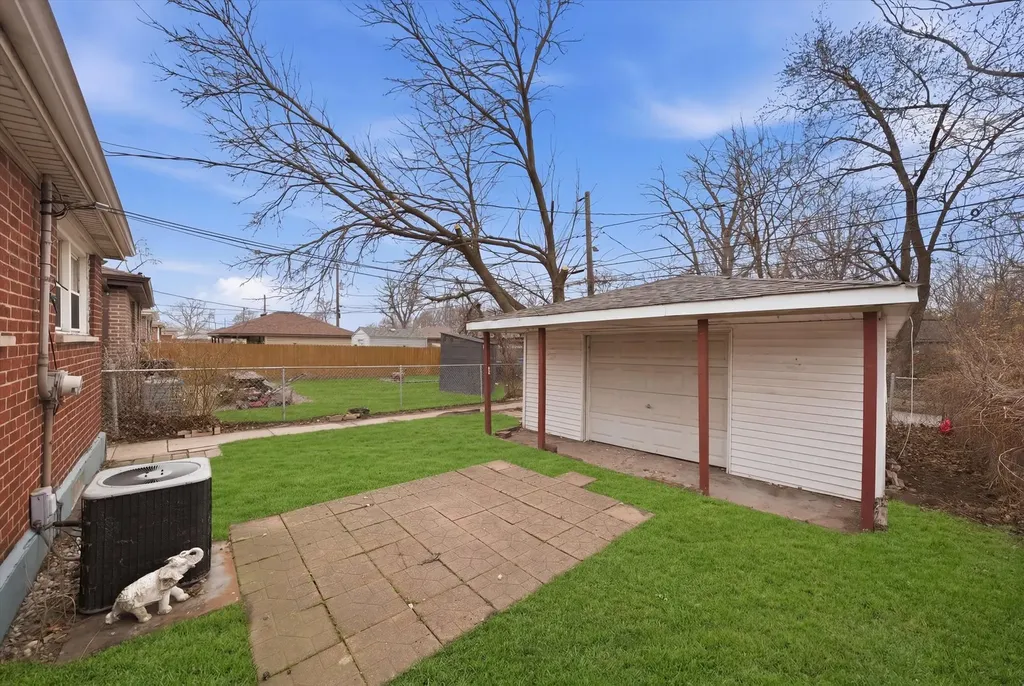 2846 East 127th Street Chicago IL 60633