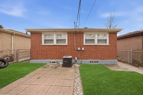 2846 East 127th Street Chicago IL 60633