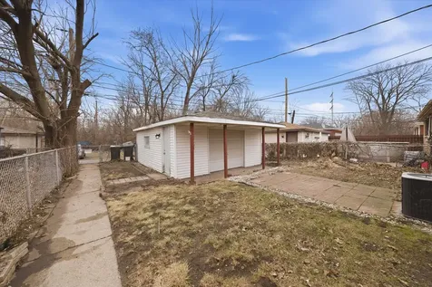 2846 East 127th Street Chicago IL 60633