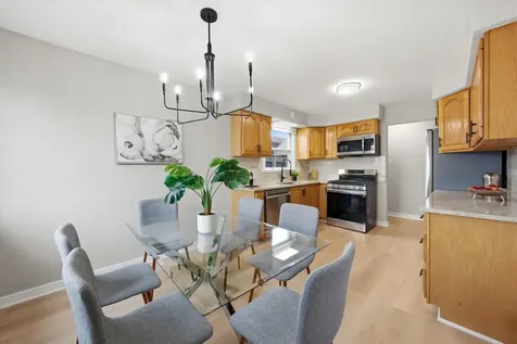 2846 East 127th Street Chicago IL 60633
