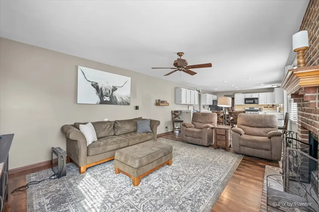 5418 Crossview Lane Lake In The Hills IL 60156