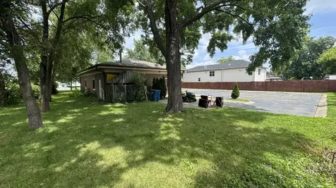 10515 Altgeld Street Melrose Park IL 60164