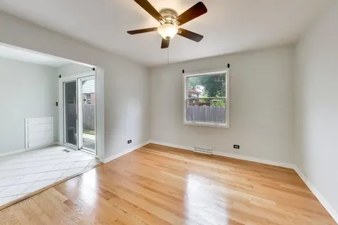 5455 South Catherine Avenue Countryside IL 60525
