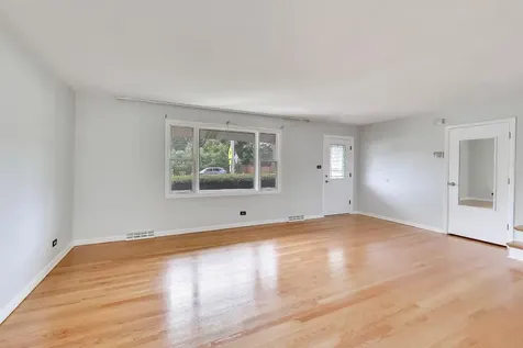 5455 South Catherine Avenue Countryside IL 60525