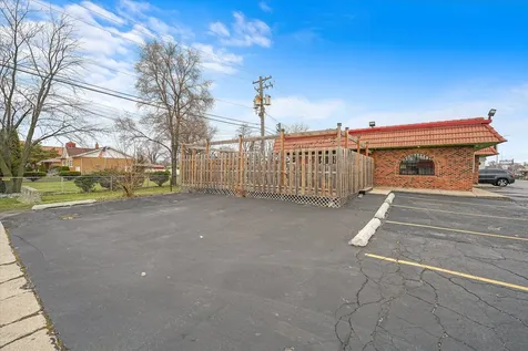 405 East 159th Street Harvey IL 60426