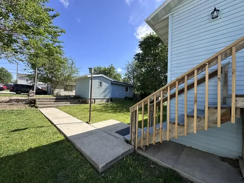 147 7TH Street Lasalle IL 61301