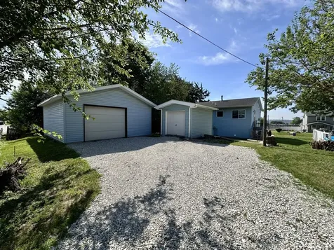 147 7TH Street Lasalle IL 61301