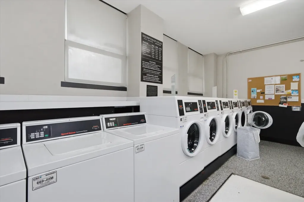 2626 North Lakeview Avenue Chicago IL 60614