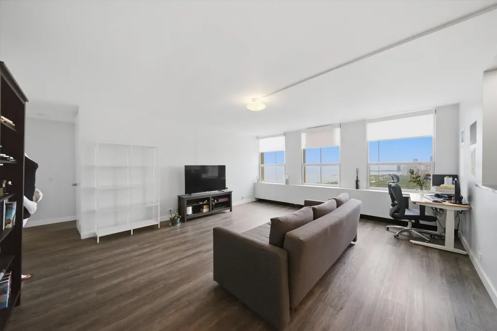 2626 North Lakeview Avenue Chicago IL 60614