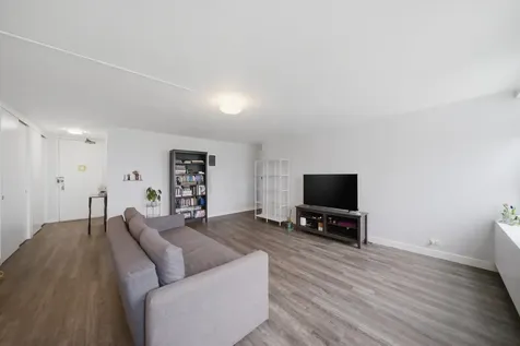 2626 North Lakeview Avenue Chicago IL 60614