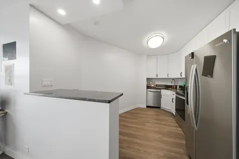 2626 North Lakeview Avenue Chicago IL 60614