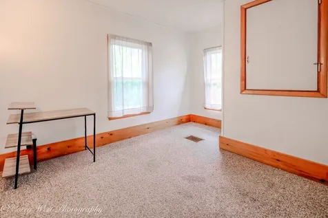 131 South 7th Street Dekalb IL 60115