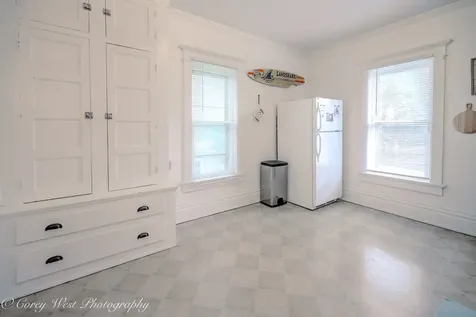 131 South 7th Street Dekalb IL 60115