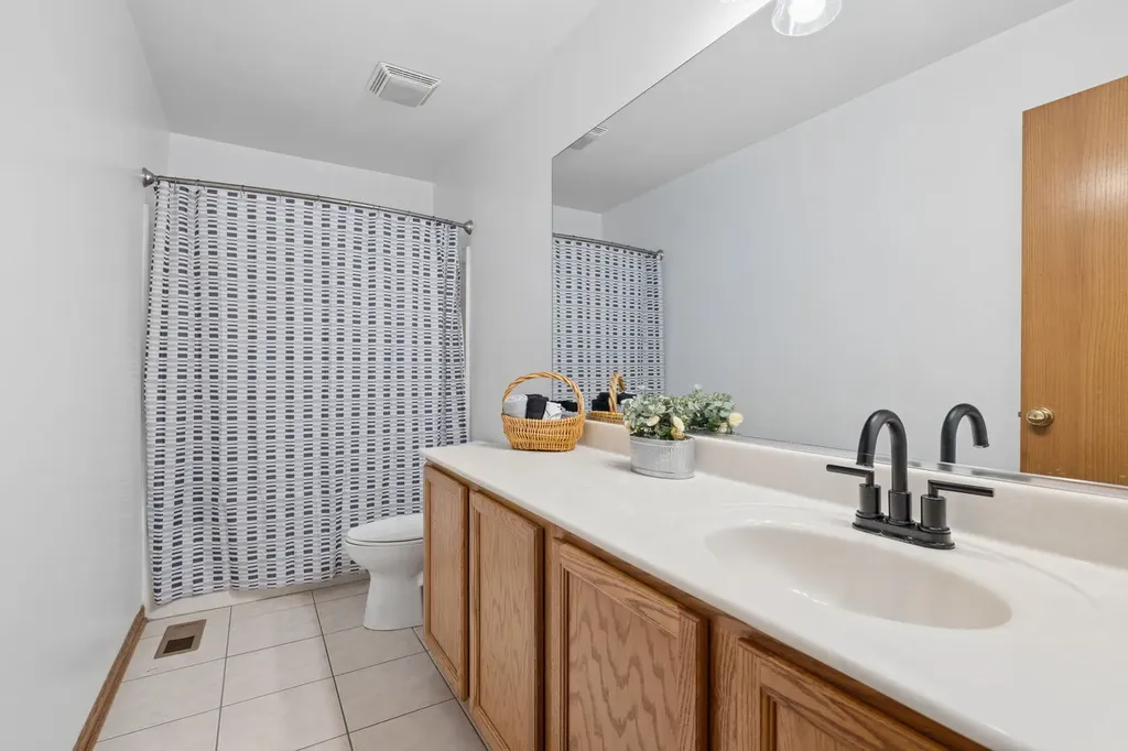 16412 Willow Walk Drive Lockport IL 60441